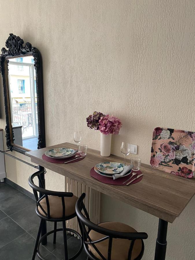 Apartamento Cozy With A Sea View Niza